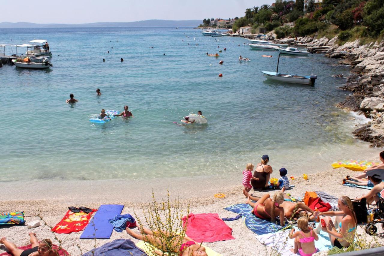 טרוגיר Apartments With A Parking Space Mavarstica, Ciovo - 17803 מראה חיצוני תמונה